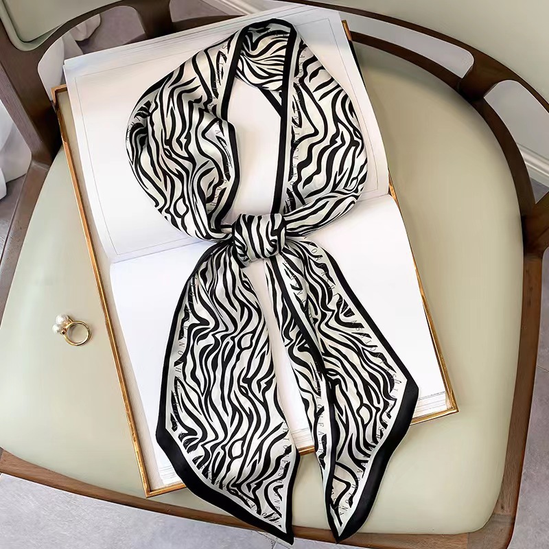 Luxury Bags Expensive - Luxe Zebra Print Zijden Vierkante Sjaal