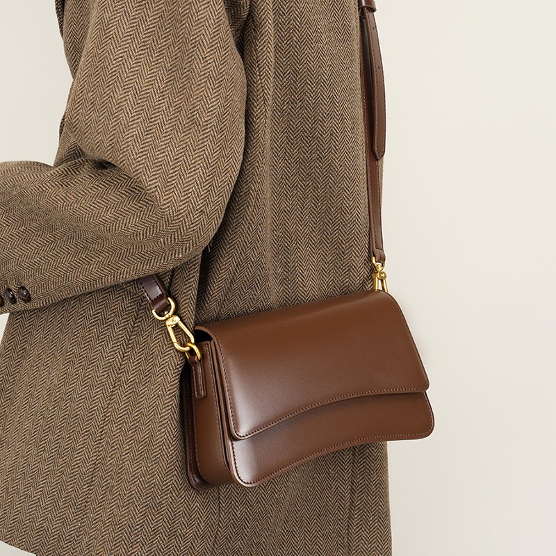Minimalistische schoudertas vo - Luxury Bags Everyday recensie en prijs